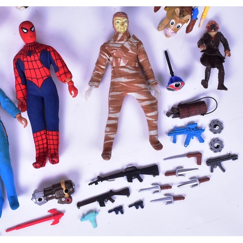 599 - Action Figures - a collection of vintage 1970s - 1990s playset action figures to include MEGO, Kenne... 