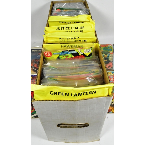 620 - Large boxed collection of DC Comics from 1970's-1980's including Green Arrow, Green Lantern, Justice... 