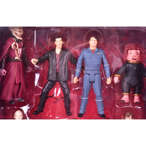 624 - Doctor Who - Character Options - a ' 10 Figure Gift Set ' from Series 1 (Christopher Eccleston) acti... 