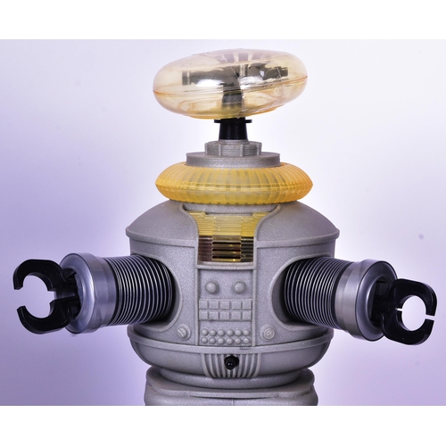 625 - Lost In Space - vintage Masudaya made battery operated plastic ' Robot YM-3 Talking Figure ' Robot b... 