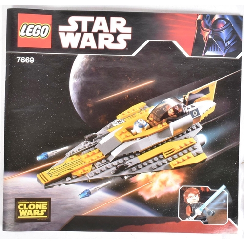 626 - Lego - an original Lego Star Wars set No. 7669 Anakin's Jedi Starfighter. The set rebagged, with all... 