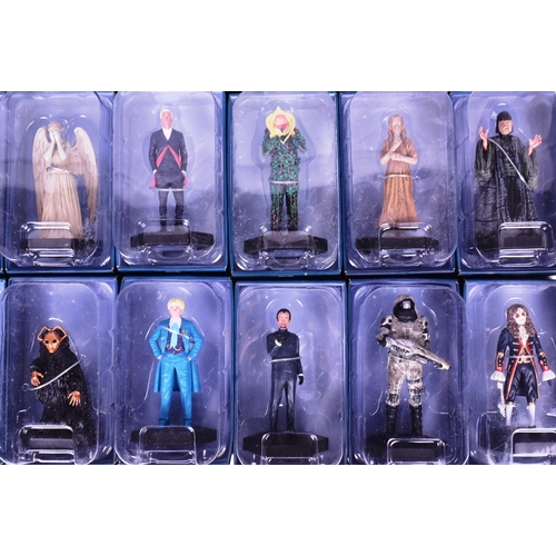 675 - Doctor Who - Eaglemoss Figurine Collection - a collection of 25x assorted official BBC Dr Who Figuri... 