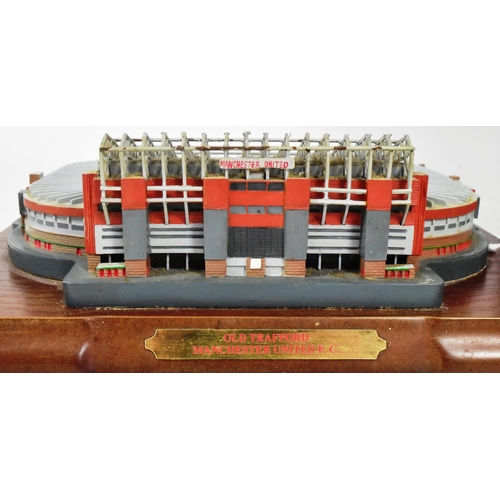 744 - An officially licenced Manchester United Old Trafford ' Theatre of Dreams ' replica model stadium. T... 