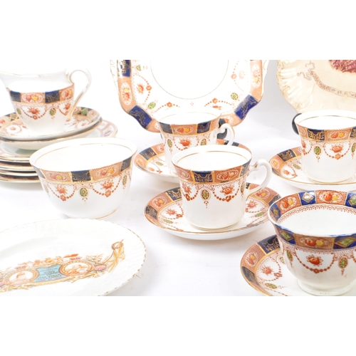 101 - Colclough China - A porcelain tea service in Imari pattern to include 6x teacups, 8x saucers, milk j... 