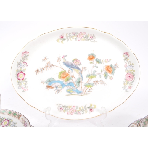 127 - Wedgwood - Kutani Crane pattern - A vintage 20th century porcelain china part tea service. Comprisin... 