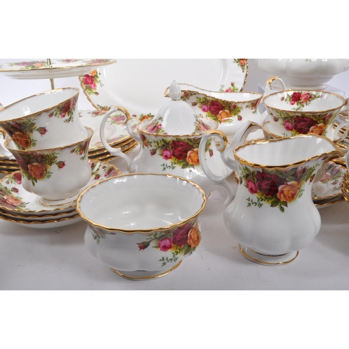 169 - Royal Albert - Old Country Roses - A collection of vintage 20th century porcelain china tea service ... 