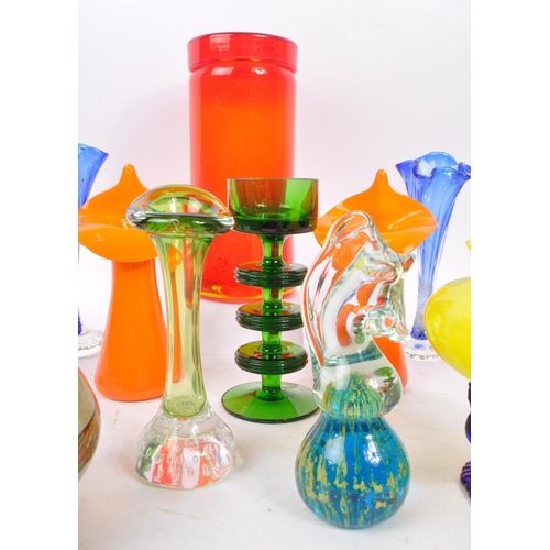 184 - A collection of mid 20th century studio art glass. The collection to include a variety of examples i... 