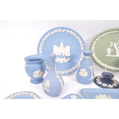 187 - Wedgwood - Jasperware - A collection of vintage 20th century porcelain china. To include pin dishes,... 