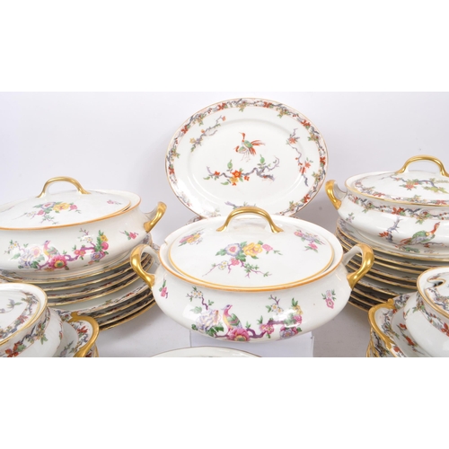 19 - L. Bernardaud & Co Limoges - An early 20th Century china porcelain chinoiserie pattern dinner servic... 