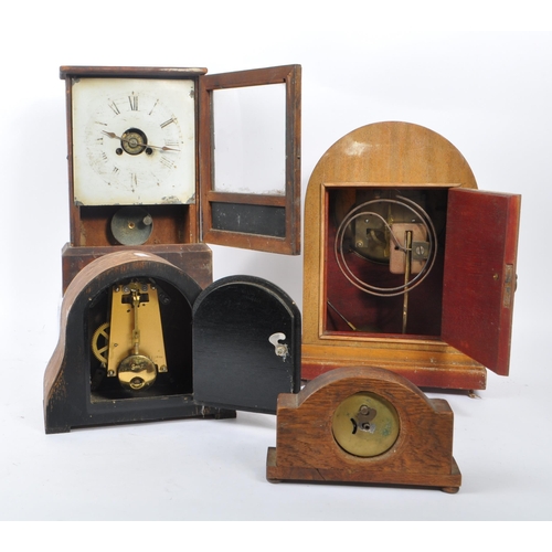 264 - A collection of four 20th Century vintage mantel clocks to include Smiths Enfield and Coral, with tw... 