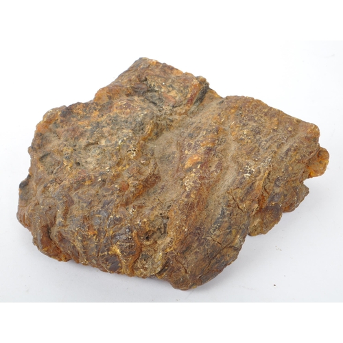 297 - Natural history / geological interest - A large specimen piece of raw amber. Weight approximately 78... 