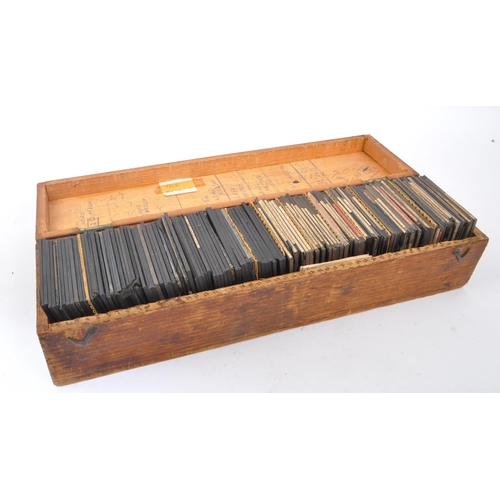 308 - A large collection of 19th and early 20th Century magic lantern slides to include educational / hist... 