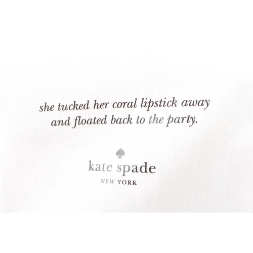 320 - Kate Spade - New York - A contemporary luxury designer handbag. Rosso pattern Lottie dual flat carry... 