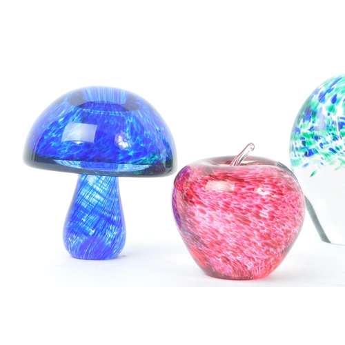 34 - Wedgwood - A collection of studio art glass paperweights. In the form of an apple, snail, duck and m... 