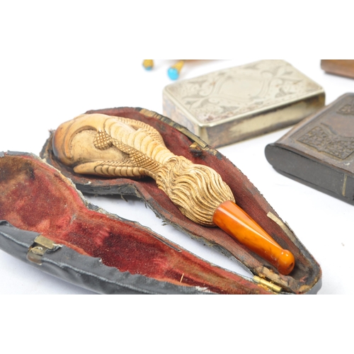 349 - A collection of vintage 19th century and 20th century smoking pipes to include carved wooden example... 