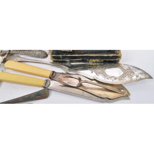 375 - Viners - A collection of 20th century silver plate cutlery including a Viners canteen. The collectio... 