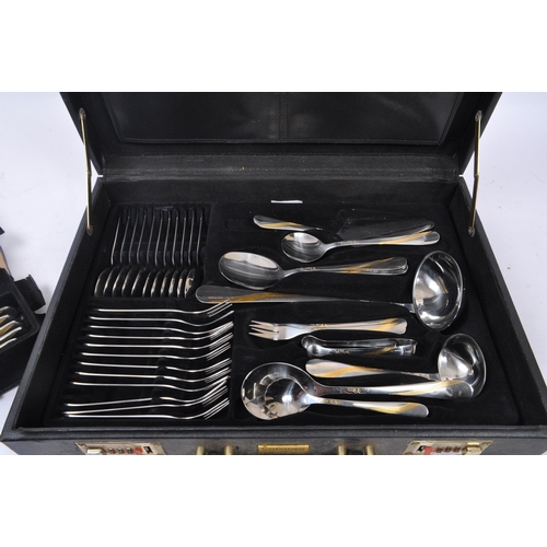 384 - Solingen - Germany - A vintage 20th century stainless steel canteen of cutlery. To include dessert f... 