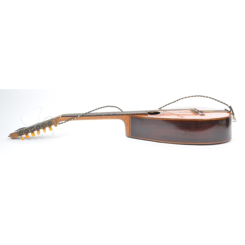 400 - Casa Garrido - A mid 20th century circa 1952 Modesto Borreguero for Casa Garrido mandolin. The instr... 