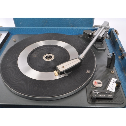 419 - Dancergram - A mid 20th century Dancergram of London record player with integrated Garrard SP25 turn... 