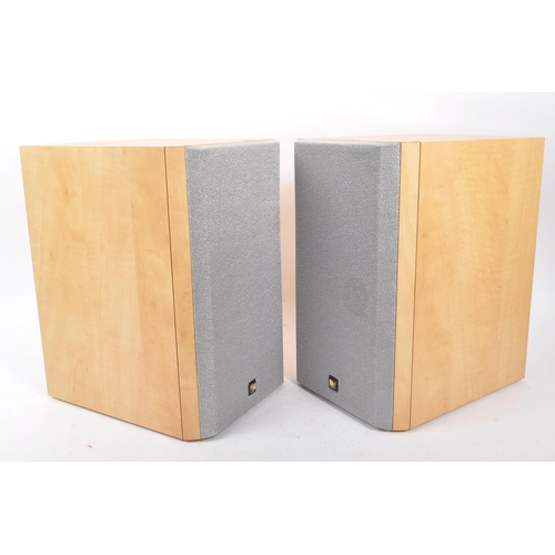 432 - KEF - British Modern Audio Equipment - Two contemporary KEF Cresta 10 music stereo speakers measurin... 