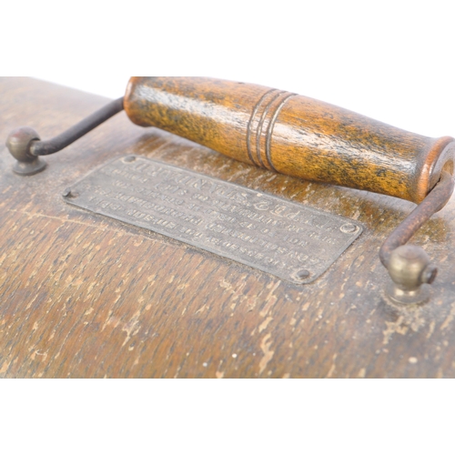 435 - Edison Standard Phonograph -  Early 20th century c.1907-08, Serial number, 538711 with 'Edison' scri... 