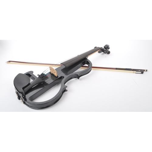 438 - Hidersine - A Hidersine HEV1 electric violin. The violin having volume and tone controls on rear, al... 