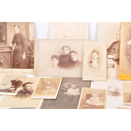 451 - 19th century Carte-de-Visites CdVs (x325) and Cabinet photos (x33). Original Victorian sepia photogr... 