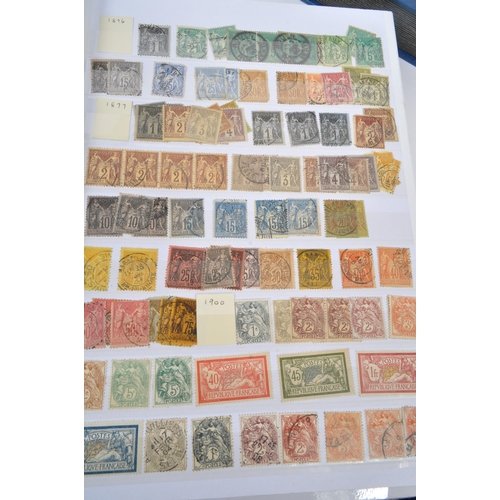 466 - A collection of 19th & 20th Century foreign stamps to include: New Zealand 1862 - 1952; Philippines ... 