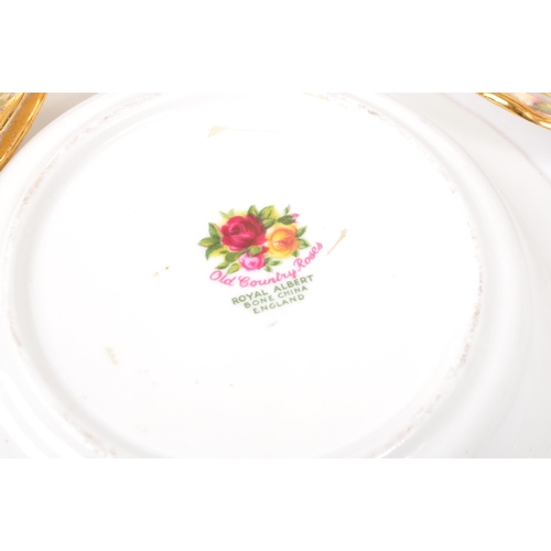 47 - Royal Albert - Old Country Roses - A vintage 20th century English porcelain china dinner / tea servi... 