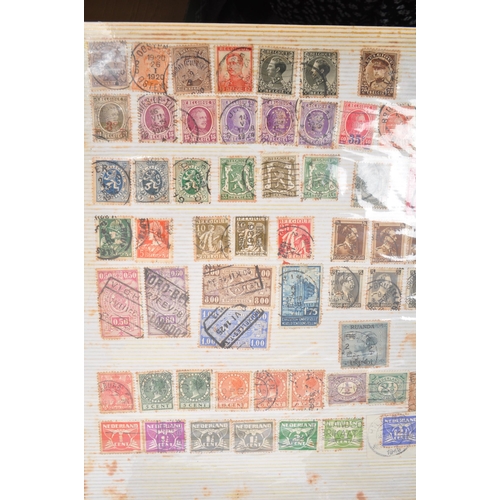 470 - A large collection of 20th and 21st Century franked and unfranked foreign and UK stamps from 1953 on... 