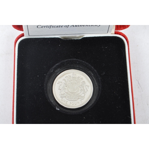 472 - The Royal Mint - United Kingdom - A group of silver proof mint coins. To include 1990 silver proof f... 