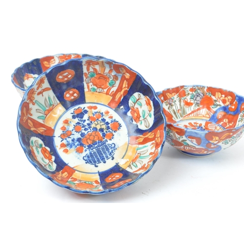 49 - A collection of vintage 20th century Japanese ceramic Imari display / cabinet plates. Comprising of ... 