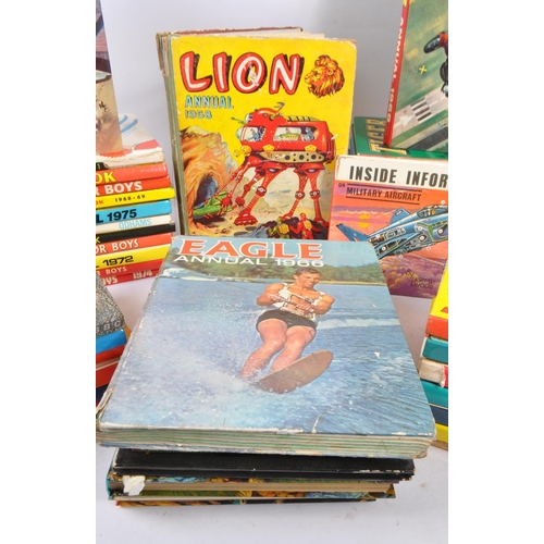 538 - A collection of assorted 20th century annuals and books. The collection to include examples such as;... 