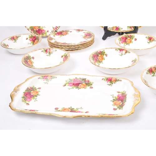 54 - Royal Albert - Old Country Roses - Small collection of 20th Century Royal Albert bone china items in... 