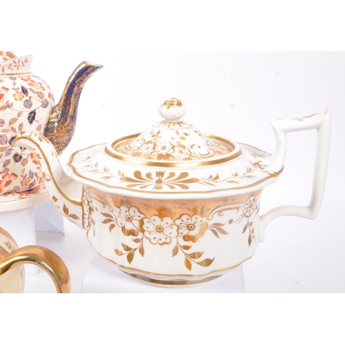 56 - Sadler - A collection vintage 20th century ceramic teapots. Royal Worcester, Sudlow's examples. Alon... 