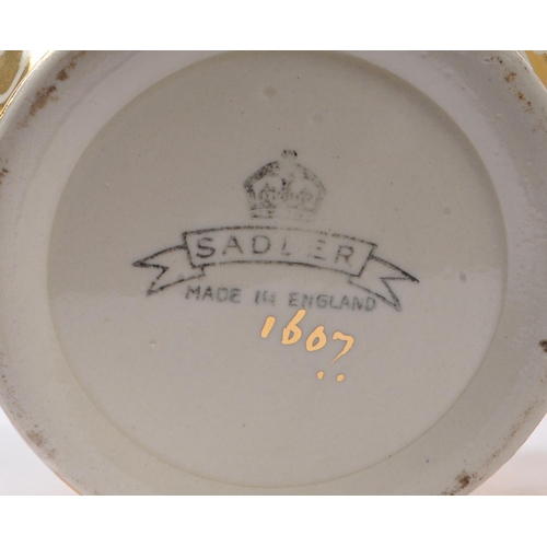 56 - Sadler - A collection vintage 20th century ceramic teapots. Royal Worcester, Sudlow's examples. Alon... 