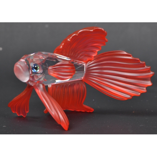 95 - Swarovski - Three boxed Swarovski crystal Siamese Fighting Fish animal figures. Each of the fish in ... 