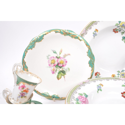 99 - Davenport / Aynsley / Spode - A collection of 19th and 20th Century china porcelain items to include... 