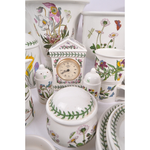 142 - Portmeirion - The Botanical Garden - A large extensive collection of ceramic dinnerware / tea servic... 