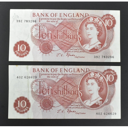 515 - Bank of England - A collection of British uncirculated bank notes banknotes to include; 4x J Q Hollo... 