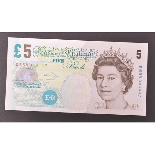 519 - Bank of England - A collection of British uncirculated bank notes banknotes to include; 3x L K Obrie... 