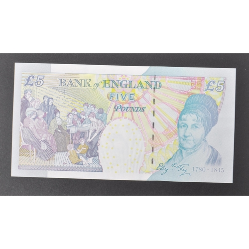 519 - Bank of England - A collection of British uncirculated bank notes banknotes to include; 3x L K Obrie... 