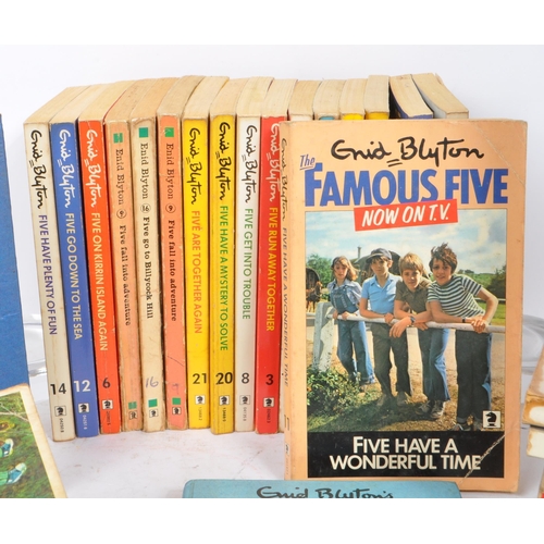 514 - A collection of forty four early 1960's & later children's fiction books by Enid Blyton & Others. Th... 