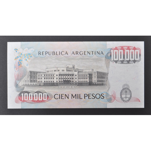 521 - A collection of international uncirculated bank notes to include; 1x Brazil 5 cinco cruzeiros 094991... 