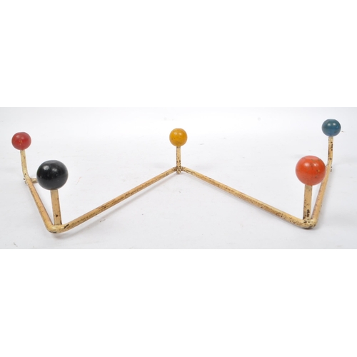 576 - A 20th Century retro sputnik / atomic coat hook rack / hanger of 'W' shape form. The rack with paint... 