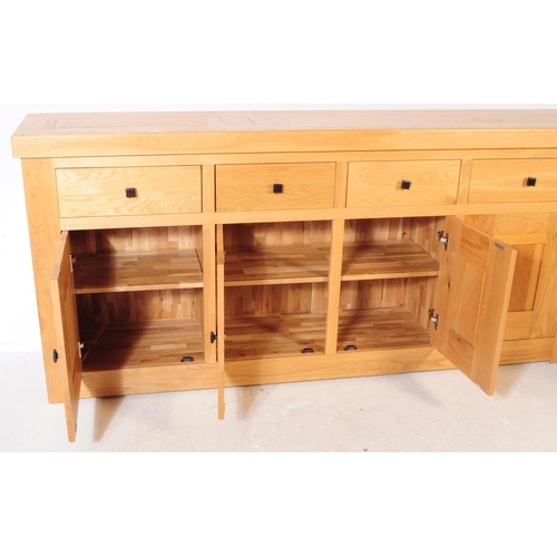 603 - Oak Furniture Land manner - A contemporary Oak Furniture Land manner oak wood sideboard credenza. Th... 