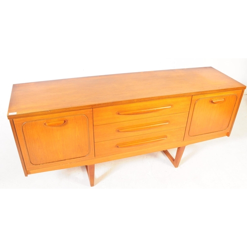 686 - Stonehill Furniture - A retro mid 20th century Stonehill Furniture teak sideboard credenza. Having a... 