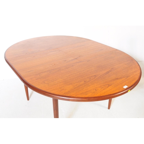 687 - G-Plan - Fresco Range - A mid 20th century G-Plan Fresco range teak wood dining table. The table of ... 