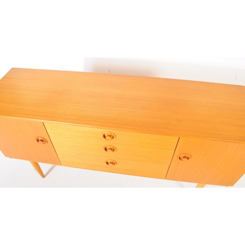 688 - Schreiber Furniture - A mid 20th century Schreiber Furniture light oak veneered sideboard credenza. ... 