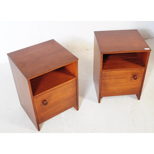 697 - Avalon Furniture - A pair of mid 20th century Avalon Furniture veneered bedside tables / cabinets. T... 